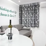 Apartman 4 You In *