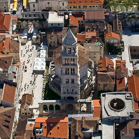 4 You In * Split