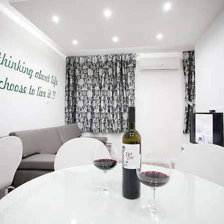 아파트먼트 4 유 인 아파트 스플리트