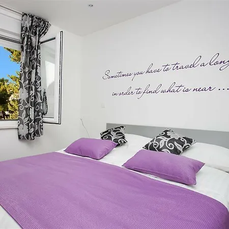 아파트먼트 4 유 인 *