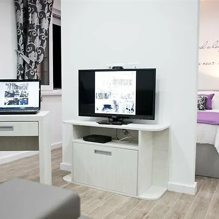 Apartment 4 You In *