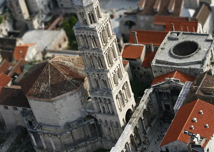 Apartment 4 You In *